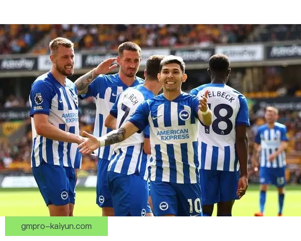 英超球迷盛会吸引众多热情观众 展现足球文化魅力