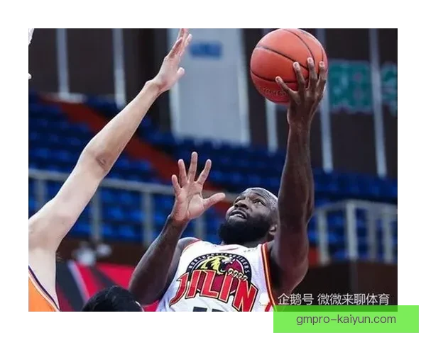 阿切尔比职业轨迹分析：状态回暖值得关注，肩负球队防线重任。