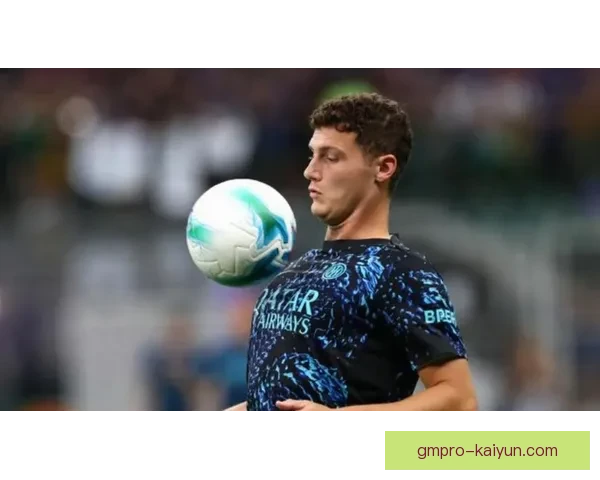 马赛近期比赛表现稳健，展现出强大的竞争力与球队凝聚力。